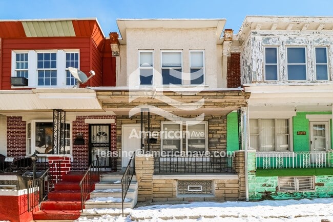 Building Photo - 4935 N Franklin St