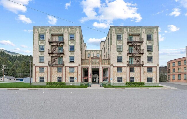 Photo - Pend Oreille Apartments