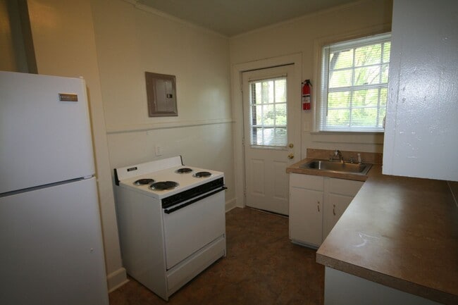 Photo - Beautiful Walltown Duplex - Near Duke / Broad St / 9th! Unit 1611