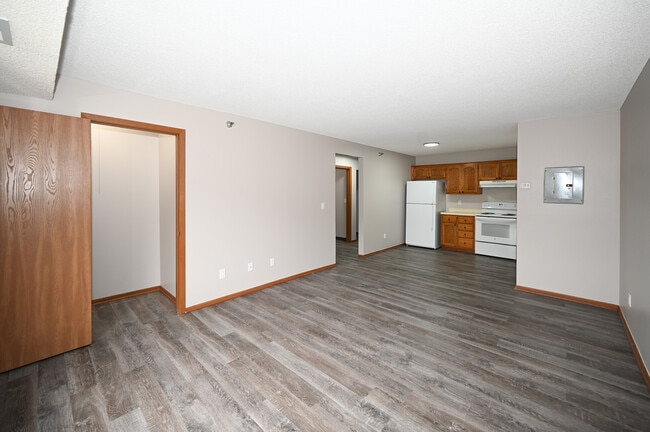 Rainbow Plaza Apartments