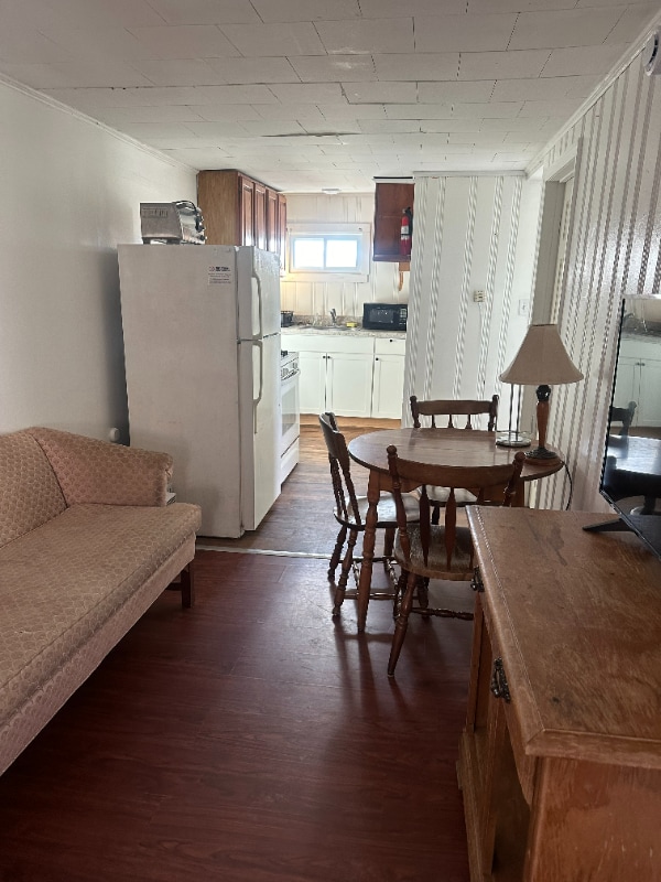 Photo - 21 M St Unit 7