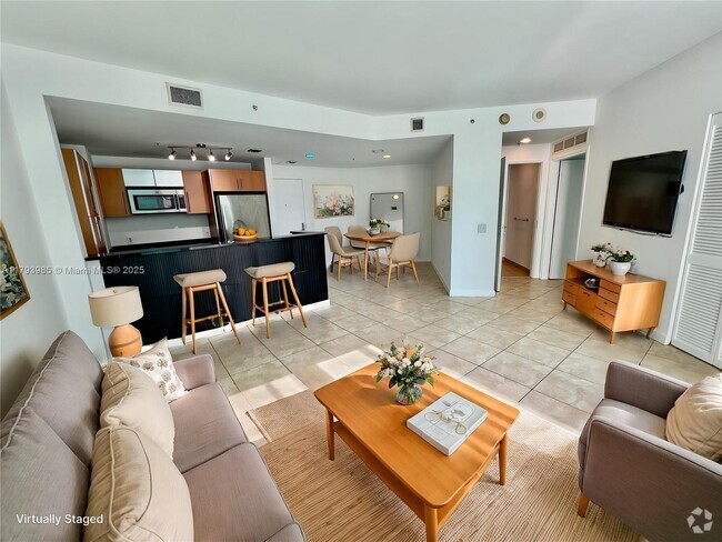 Building Photo - 300 S Biscayne Blvd Unit 1405 Rental
