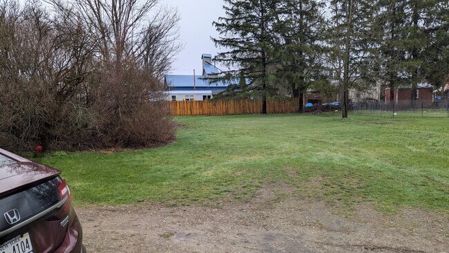 Yard - 3982 Church St Unit B