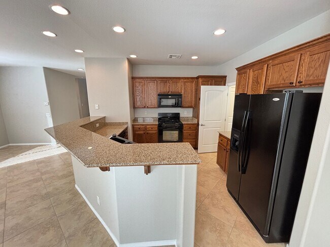 Photo - Gorgeous 3Bed/2.5Bath/2Car, 2-Story Home located in Loretta Bay