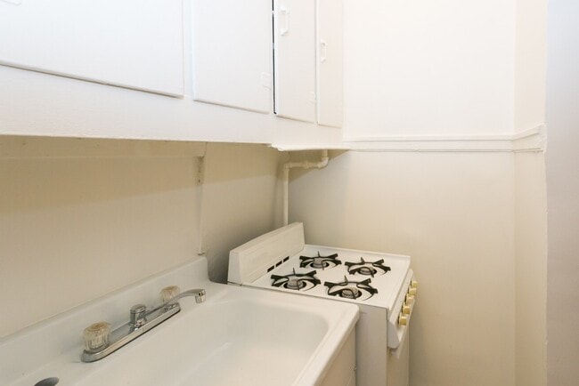 Photo - 4741 N Paulina St Unit 1