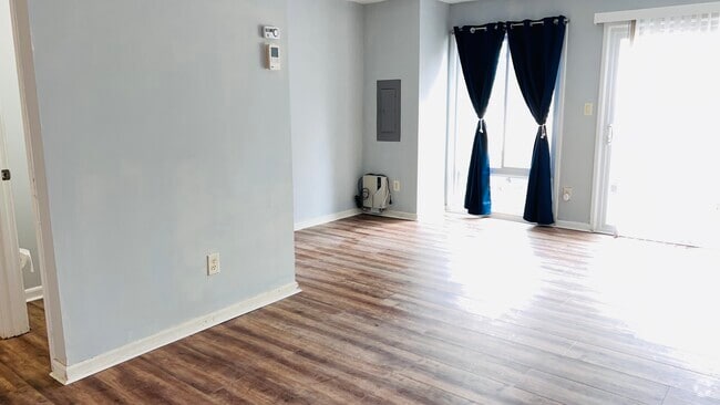 Building Photo - 10211 Ridgeline Dr Rental