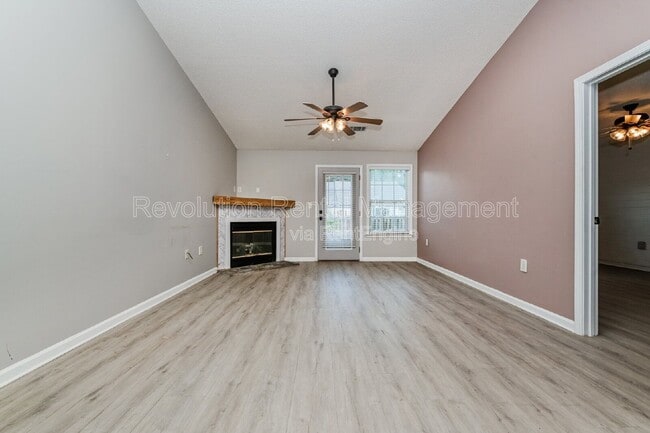 Photo - 1740 Summerwoods Ln