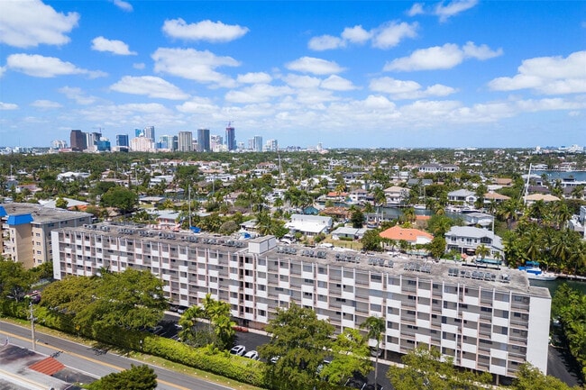 Photo - 1731 SE 15th St Unit 503