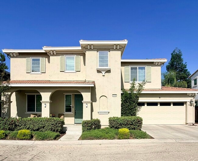 Building Photo - 2276 Acero Ct