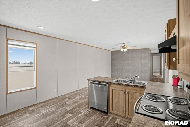 15833 Co Rd 1030