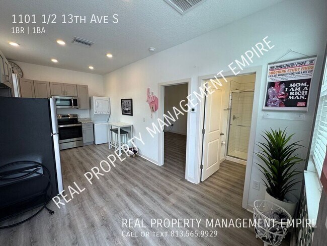 Photo - 1101 1/2 13th Ave S-