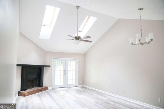 Photo - 5141 Farm Pl Dr NE