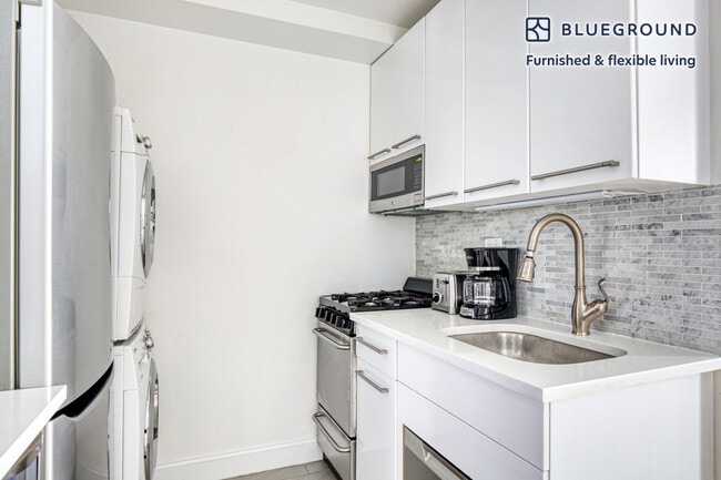 41 W 24th St Unit SI FL5-ID617