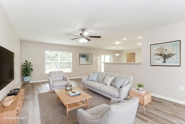 Photo - 97122 Yorkshire Dr