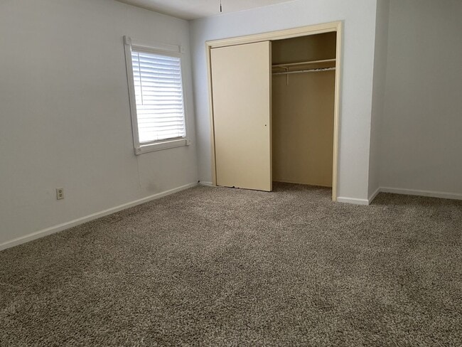 Photo - 741 S Allen St Unidad 741 S Allen St #D