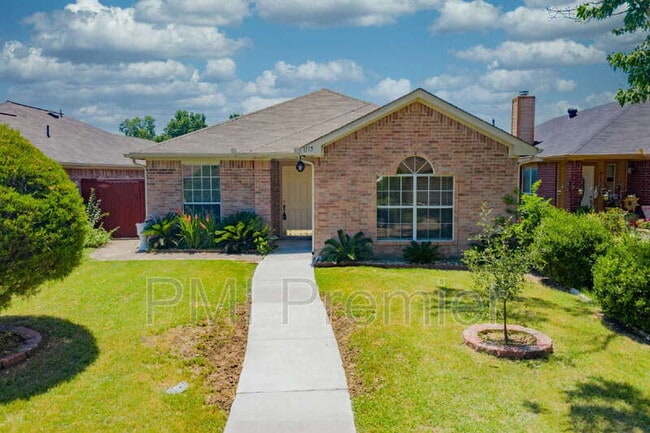 Photo - 1175 Meadows Dr