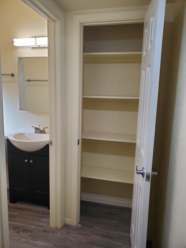 Photo - 4137 E Fairmount St