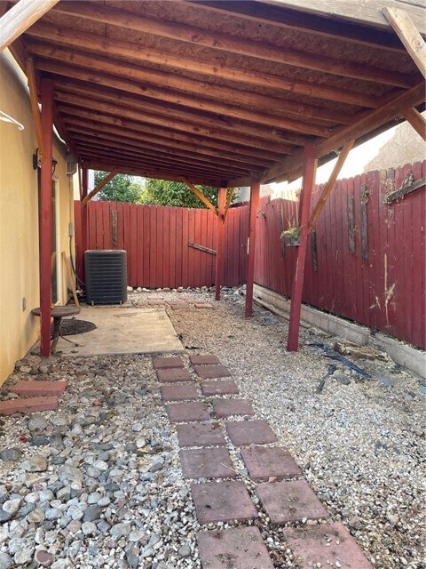 8425 Burnet Ave
