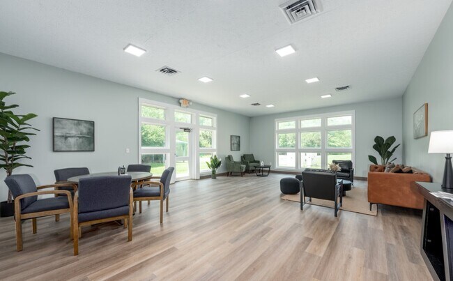 2372 Beckwith Dr Unidad 2BR