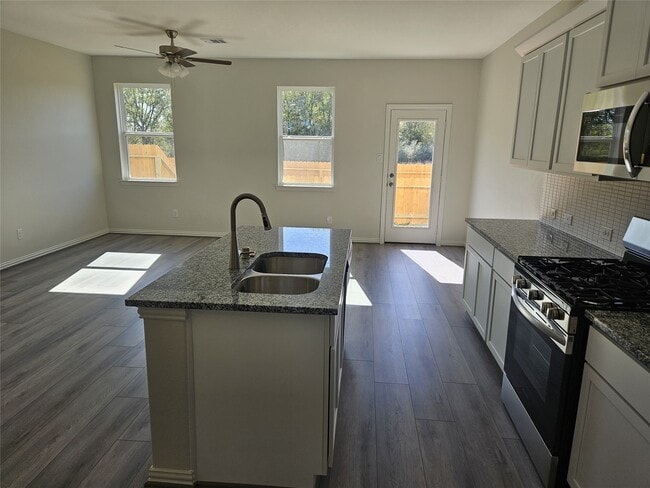 Photo - 27843 Western Crk Ct