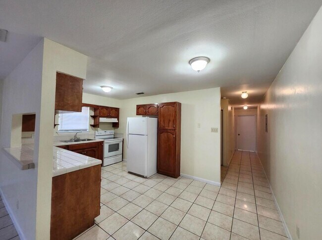 Photo - 3005 Reynolds St Unit 1