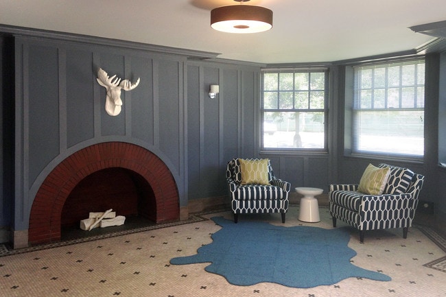 Vestíbulo del edificio - 5100 S. Ellis Avenue