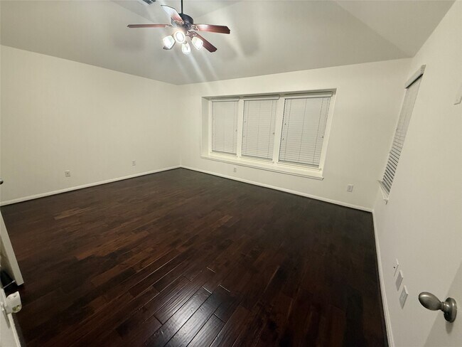 Photo - 27219 Camden Glen Ln