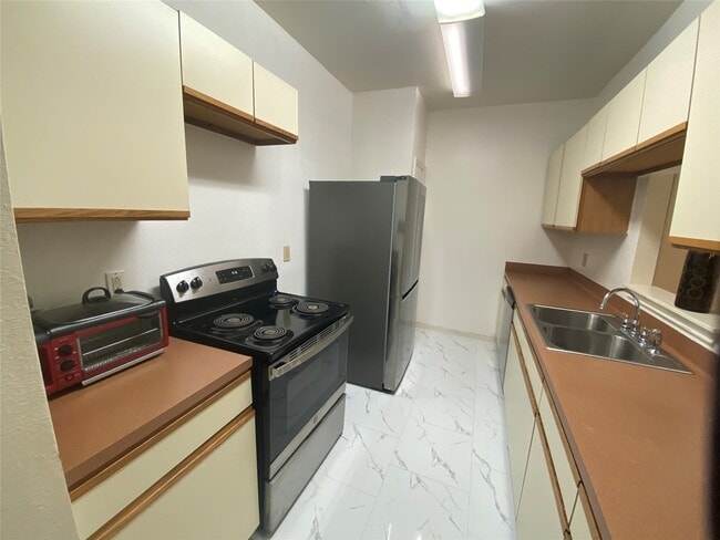 Photo - 2856 Holly Hall St Unit 2856