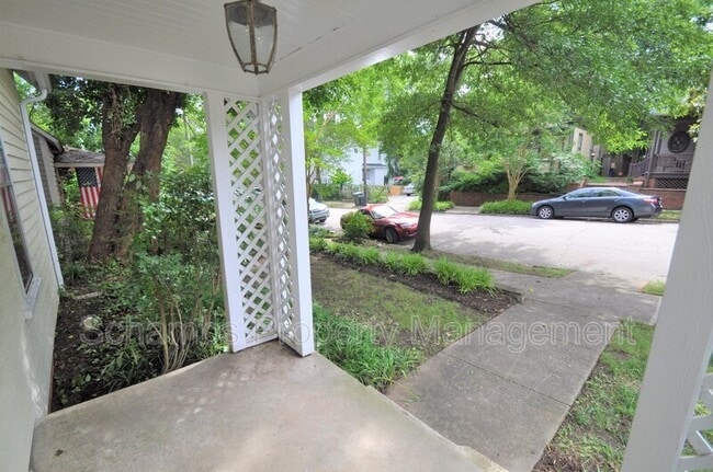 Photo - 310 N East St