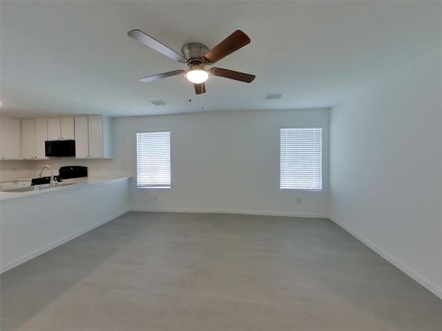 Photo - 806 Ginkgo Wy