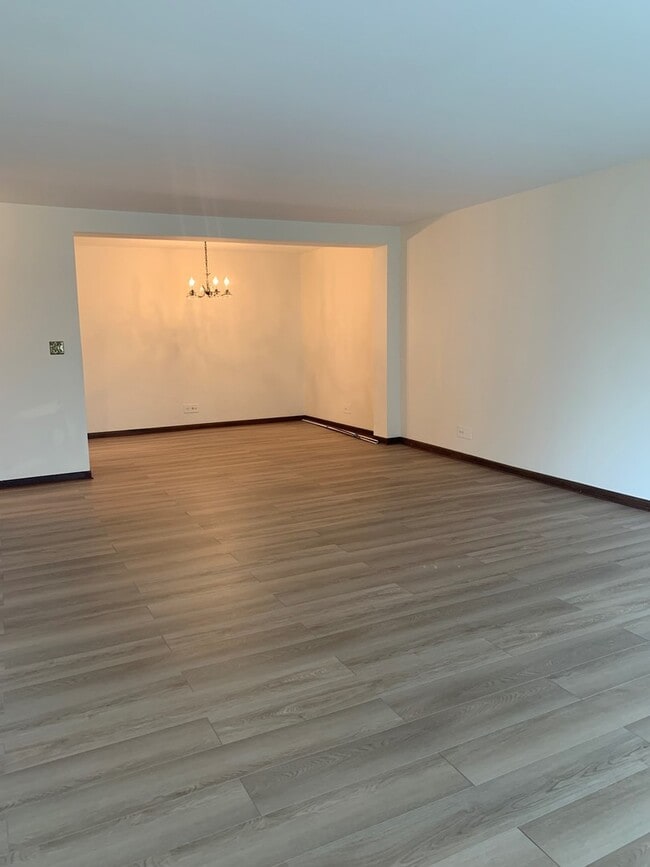 Photo - 600 Thames Pkwy Unit 3D