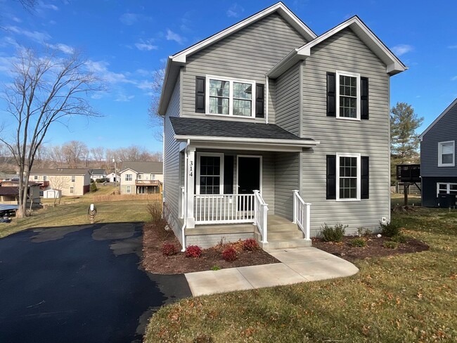 Brand New in 2022! - Brand New in 2022! House