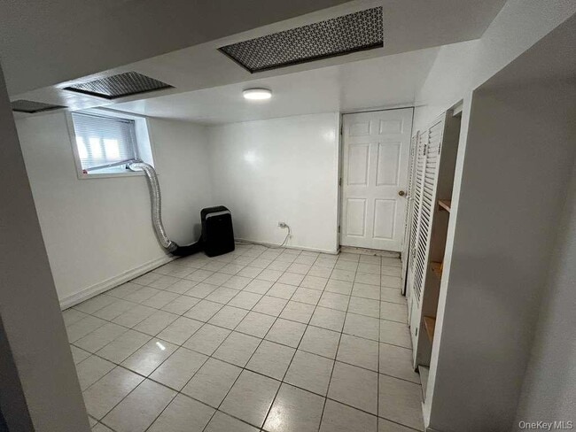 Photo - 30 Ferdinand Pl