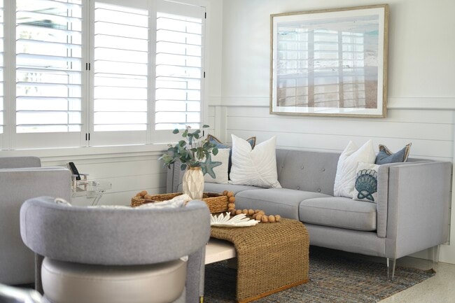 Living Room - 6716 Arroyo Dr