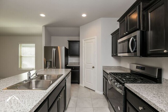 16428 Marinette Ct