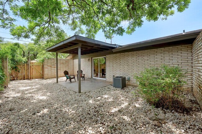 Photo - 8600 Hathaway Dr