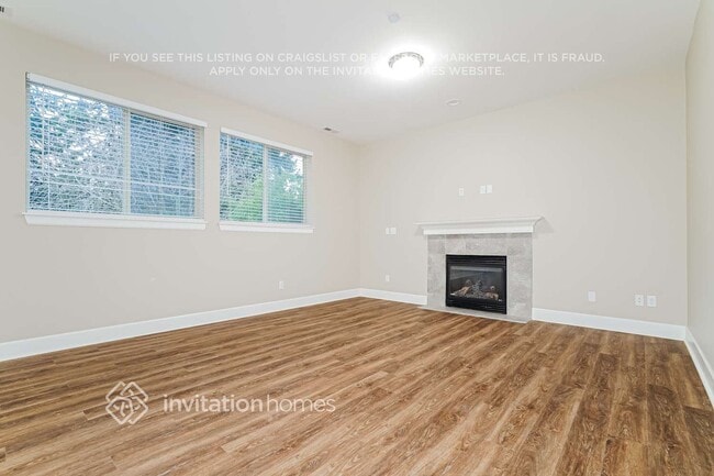 Photo - 18302 101st St E