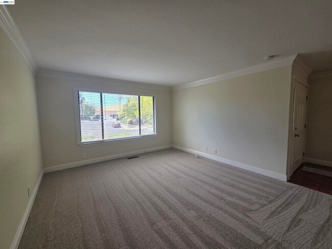 Photo - 11732 Bloomington Way