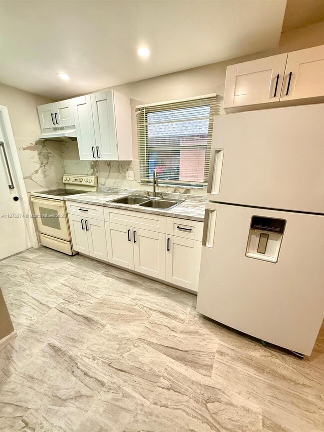 Photo - 7910 SW 10th Ct Unit A