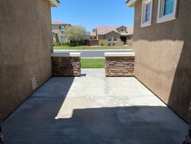 Photo - Rosamond 4 bedroom
