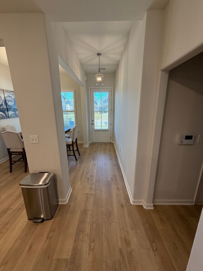 Photo - 430 Maple St