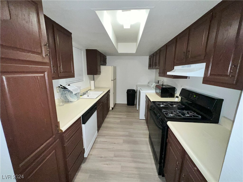 Photo - 4650 Koval Ln Townhome