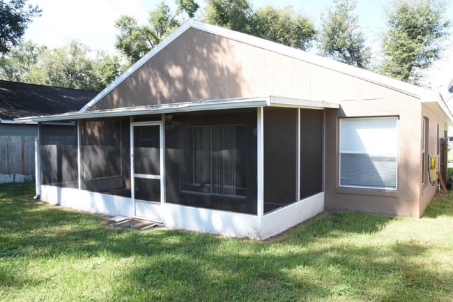 Photo - 1916 Windsor Oak Dr