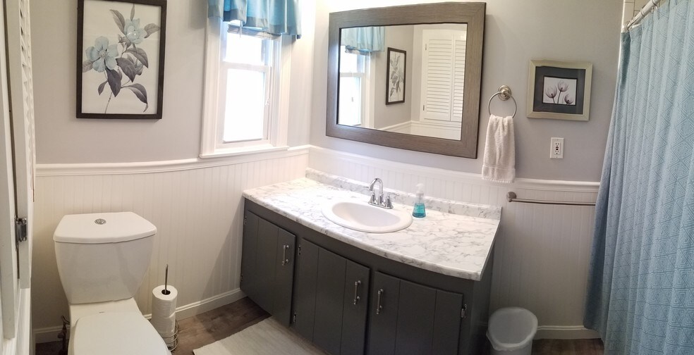 Newly Renovated Bathroom