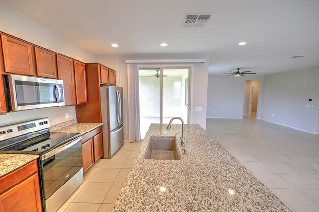 Photo - 4 Bedroom with new carpet and new interior paint in Saguaro Trails!