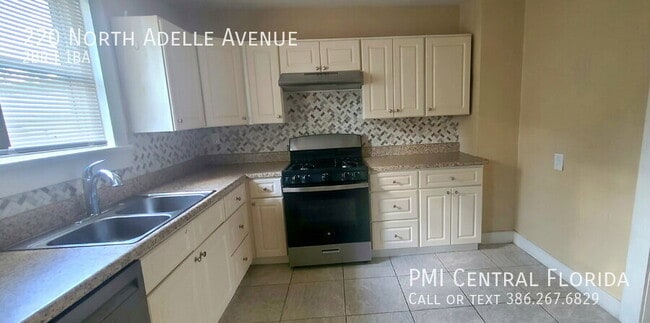 Photo - 220 N Adelle Ave