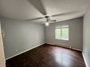 Photo - 15 Strathmore Ave Unité 4