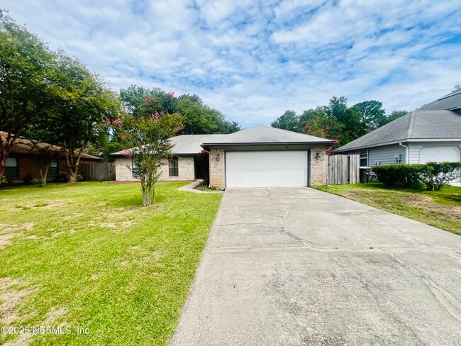 Building Photo - 8456 Bandera Cir W Rental