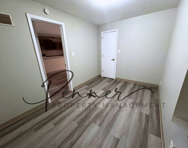 Photo - 6312 Raytown Rd