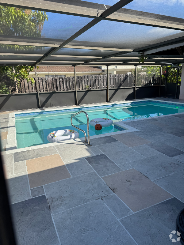 Building Photo - 7381 NW 35th Ct Rental